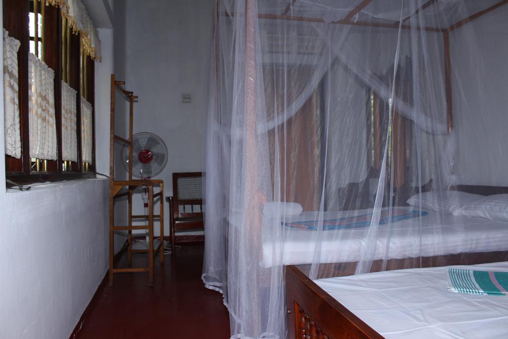Abberny Villa Midigama Luaran gambar